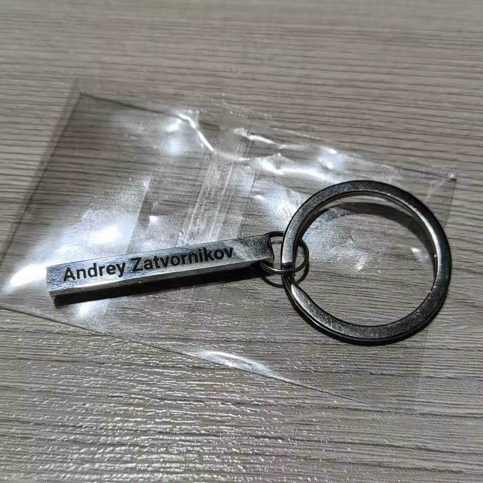 Kundenbewertung Schlüsselanhänger mit personalisiertem Namen